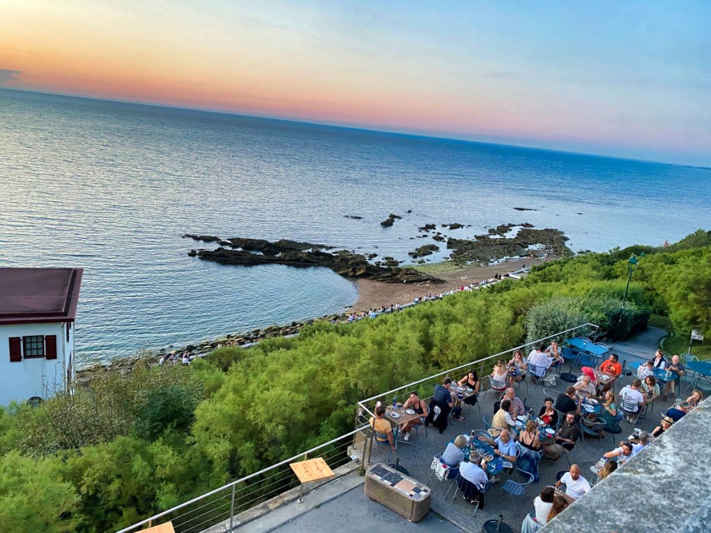 bar vue mer